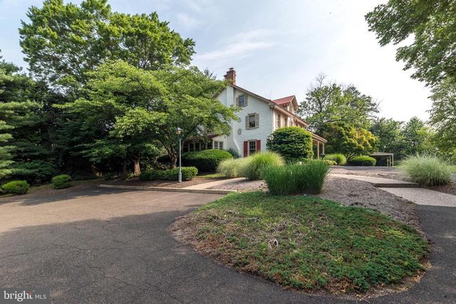 424 DRESHER RD, Horsham, PA 19044