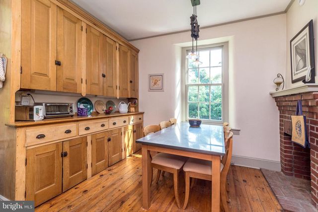 424 DRESHER RD, Horsham, PA 19044