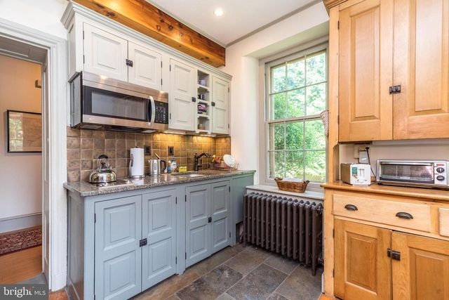 424 DRESHER RD, Horsham, PA 19044