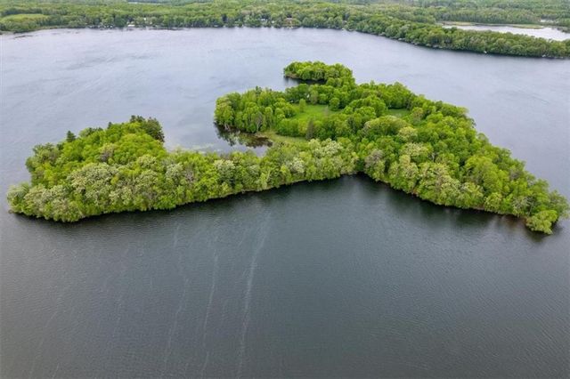 X Garbutt Island, Birchwood, WI 54817