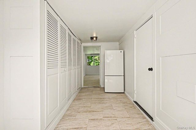 94 E East Way, Mount Kisco, NY 10549