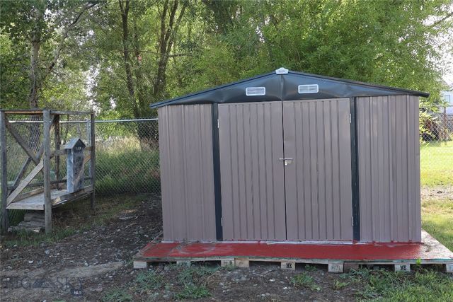 665 Conestoga Lane, Deer Lodge, MT 59722