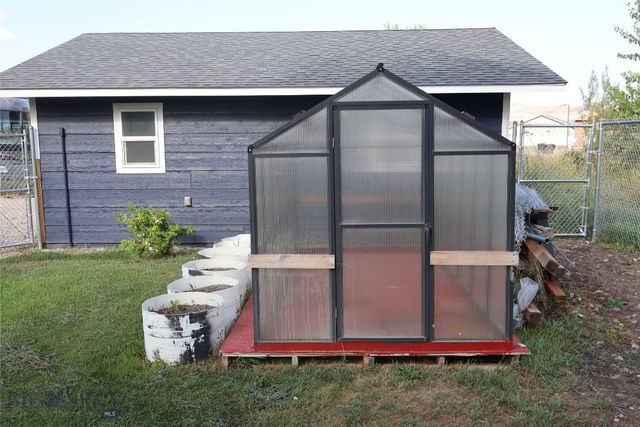 665 Conestoga Lane, Deer Lodge, MT 59722