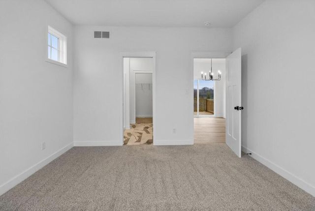 521 Scenic View Avenue, Valparaiso, IN 46385