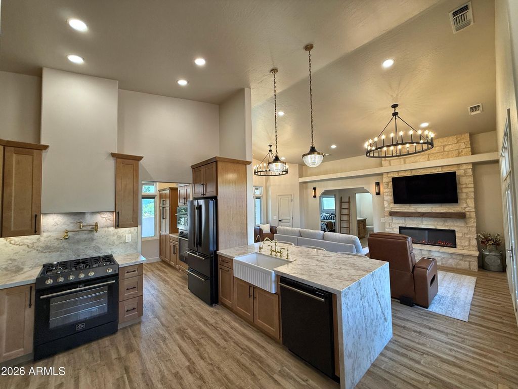 Image 2 of property listing at 1910 S QUAIL Run, Cottonwood, AZ 86326