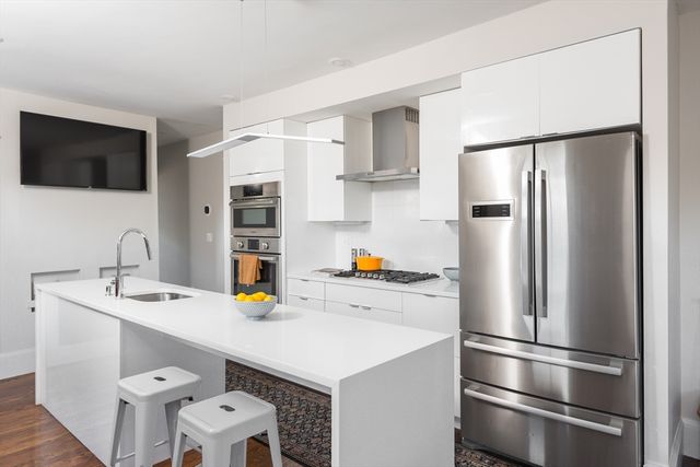 8 Lafayette St 2, Arlington, MA 02474