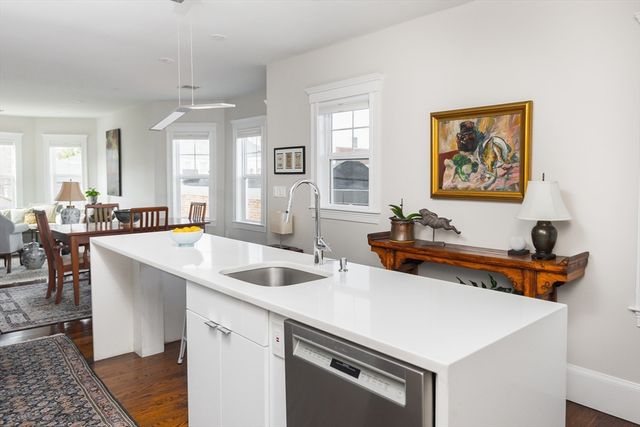 8 Lafayette St 2, Arlington, MA 02474