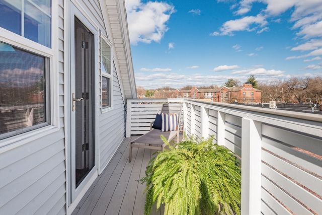 8 Lafayette St 2, Arlington, MA 02474