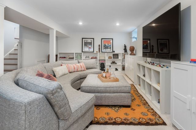 8 Lafayette St 2, Arlington, MA 02474