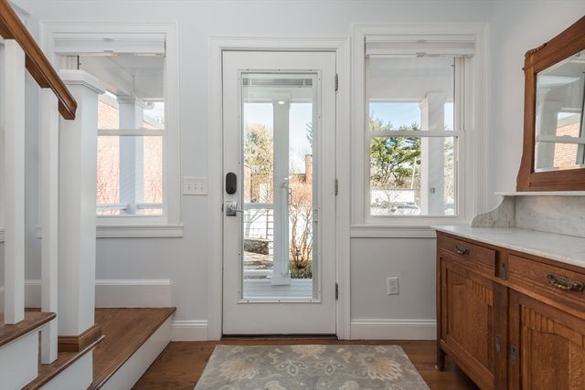 8 Lafayette St 2, Arlington, MA 02474