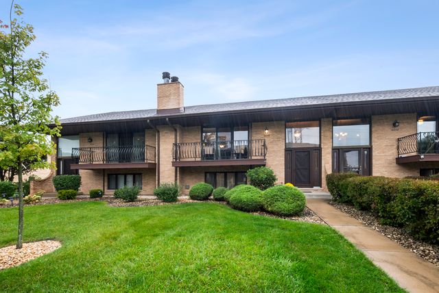 16044 Eagle Ridge Drive, Tinley Park, IL 60477