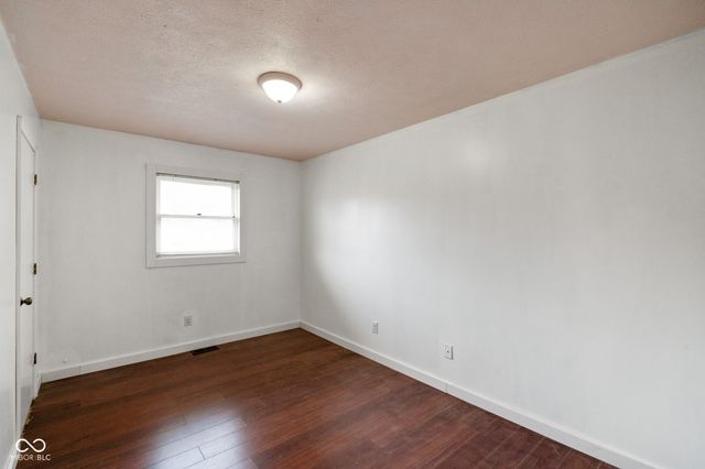 6979 Rinnie Seitz Road, Nashville, IN 47448