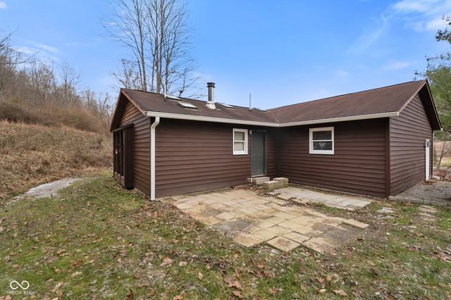 6979 Rinnie Seitz Road, Nashville, IN 47448