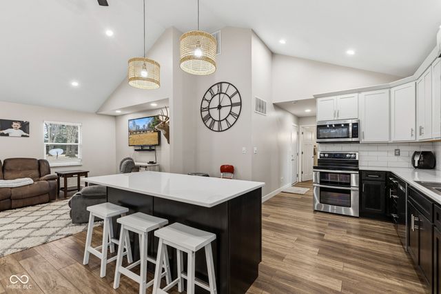 5675 W 200 N, Lebanon, IN 46052