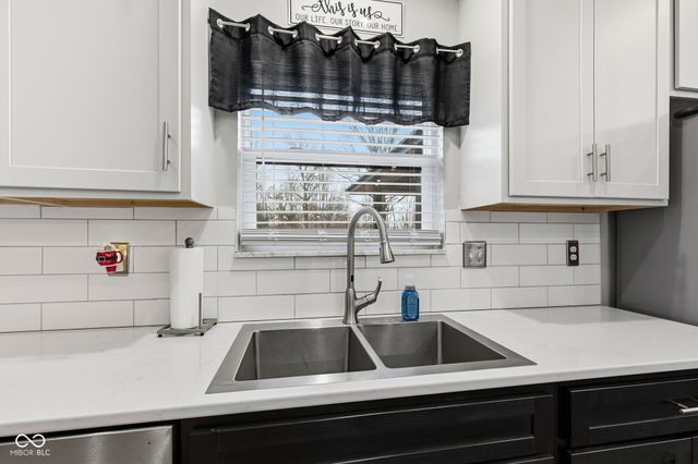 5675 W 200 N, Lebanon, IN 46052