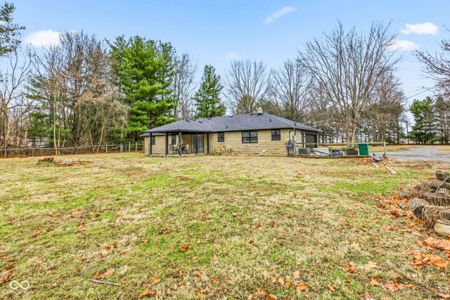 5675 W 200 N, Lebanon, IN 46052