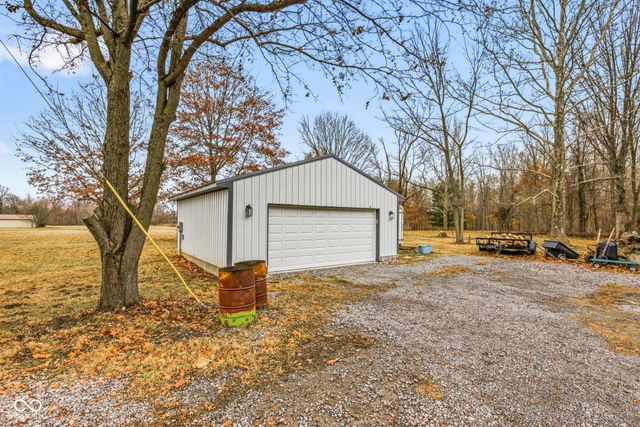 5675 W 200 N, Lebanon, IN 46052