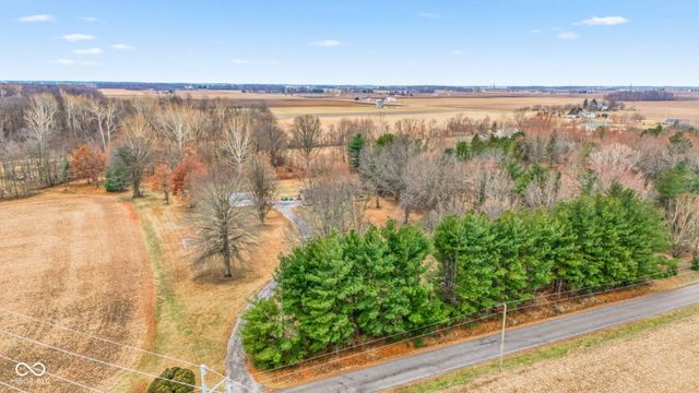 5675 W 200 N, Lebanon, IN 46052