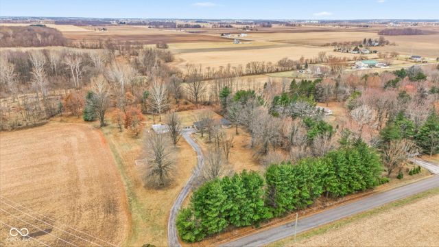 5675 W 200 N, Lebanon, IN 46052