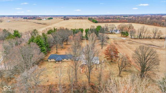 5675 W 200 N, Lebanon, IN 46052