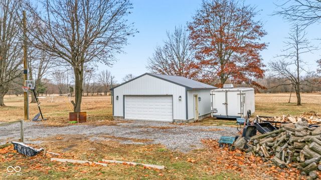 5675 W 200 N, Lebanon, IN 46052