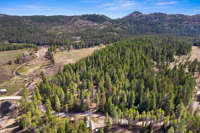 2129 Dry Creek Rd, Chewelah, WA 99109