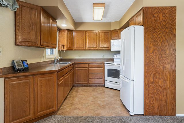 2129 Dry Creek Rd, Chewelah, WA 99109