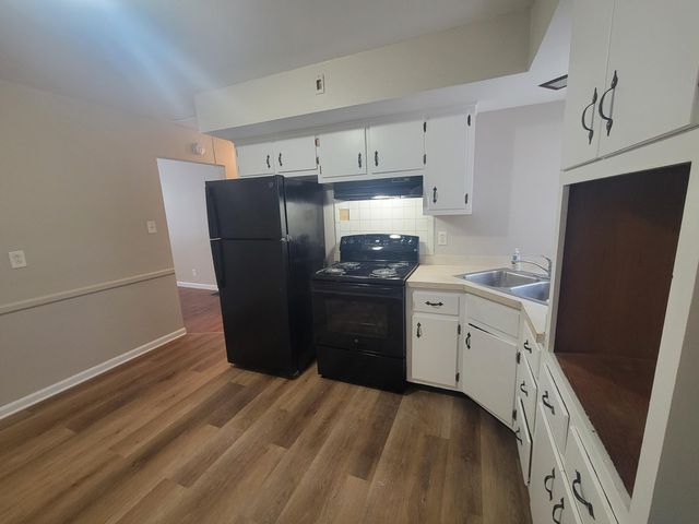 1969 Fair Oaks Drive B, Lexington, KY 40504