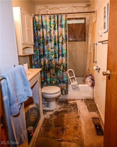 19613 Shelton Drive, Cleveland, OH 44110