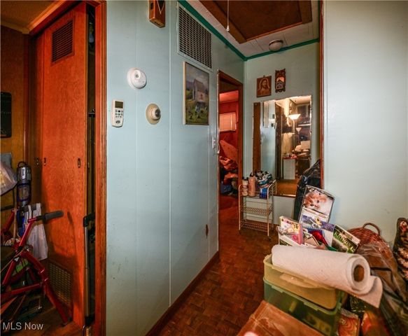 19613 Shelton Drive, Cleveland, OH 44110