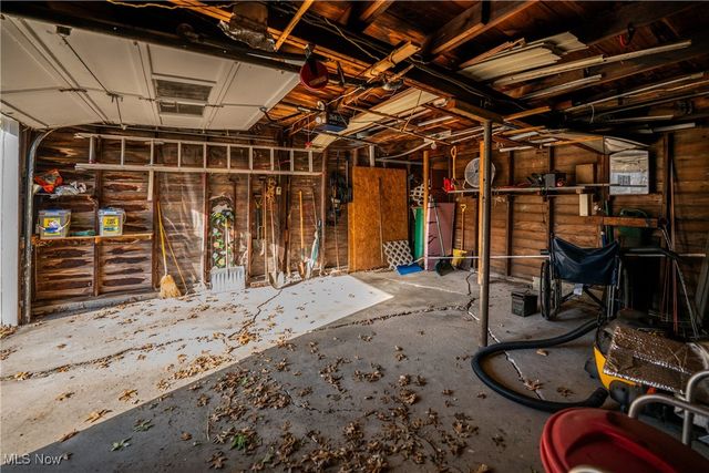 19613 Shelton Drive, Cleveland, OH 44110