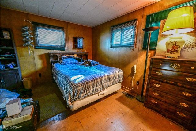 19613 Shelton Drive, Cleveland, OH 44110