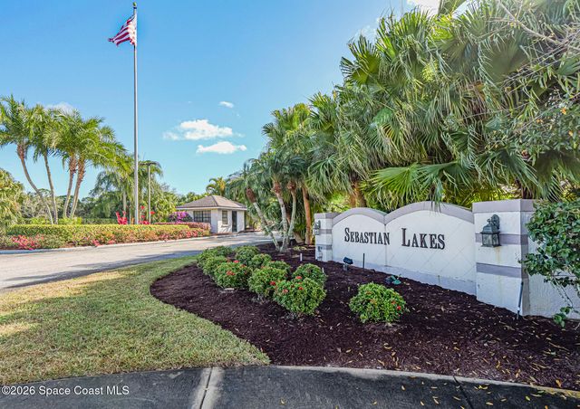 1198 Breezy Way 7a, Sebastian, FL 32958