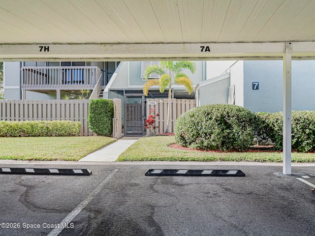 1198 Breezy Way 7a, Sebastian, FL 32958
