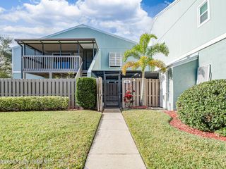 1198 Breezy Way 7a, Sebastian, FL 32958