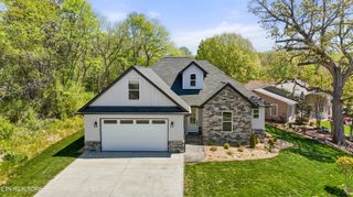 141 Daleyuhski Way, Loudon, TN 37774