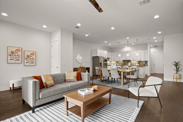 2116 Philomena ST, Austin, TX 78723