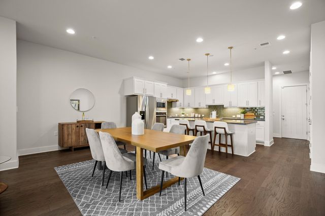 2116 Philomena ST, Austin, TX 78723