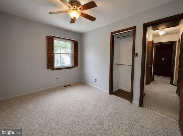 100 KENNEDY BLVD, Somerdale, NJ 08083