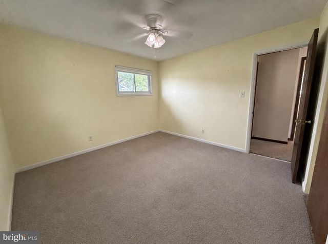 100 KENNEDY BLVD, Somerdale, NJ 08083