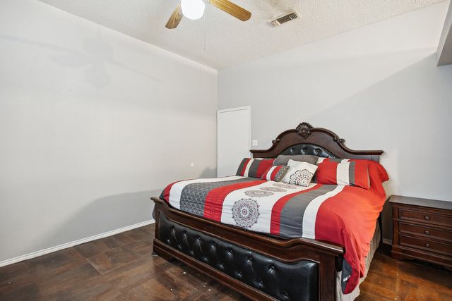 1106 Rosewood Lane, Lancaster, TX 75146
