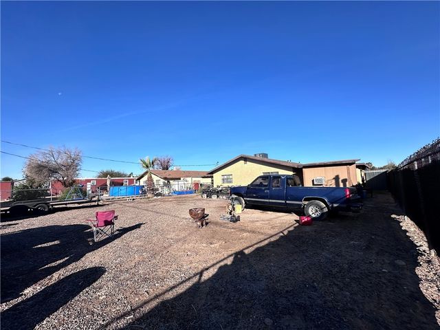 2186 E Cabot Drive, Mohave Valley, AZ 86440