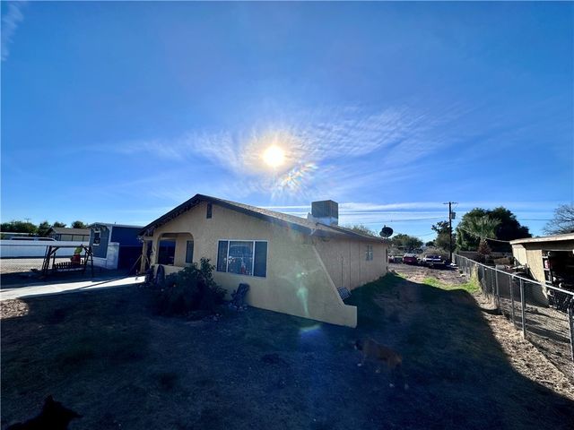 2186 E Cabot Drive, Mohave Valley, AZ 86440