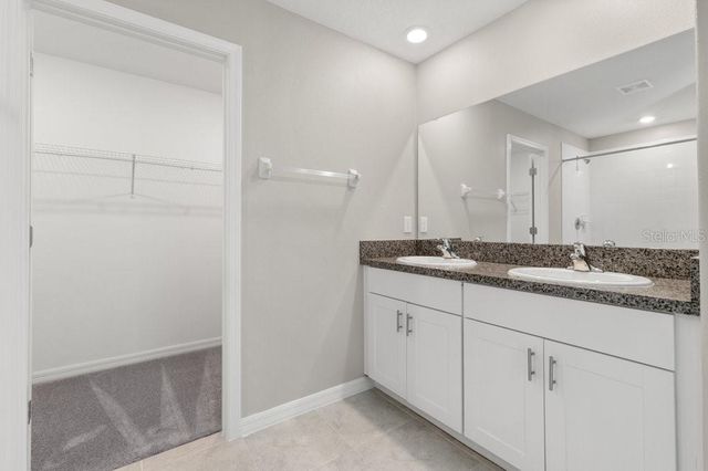 5245 WHITE CHICORY DRIVE, Apollo Beach, FL 33572