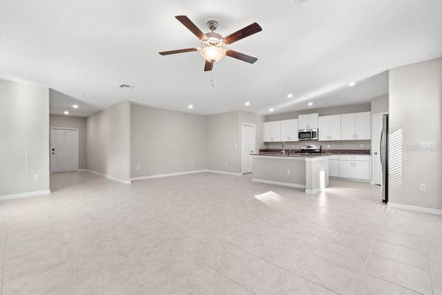 5245 WHITE CHICORY DRIVE, Apollo Beach, FL 33572