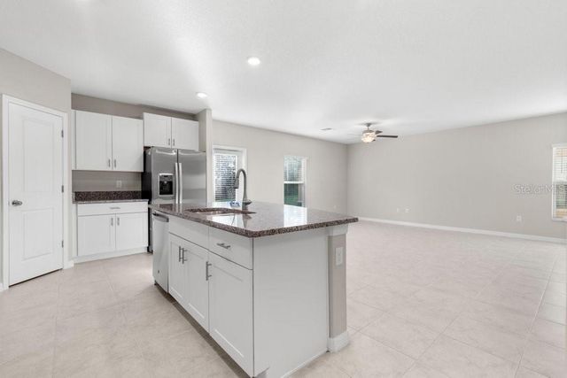 5245 WHITE CHICORY DRIVE, Apollo Beach, FL 33572