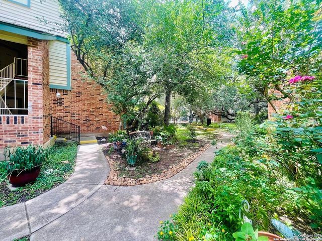 4839 Brandeis St Apt 413, San Antonio, TX 78249