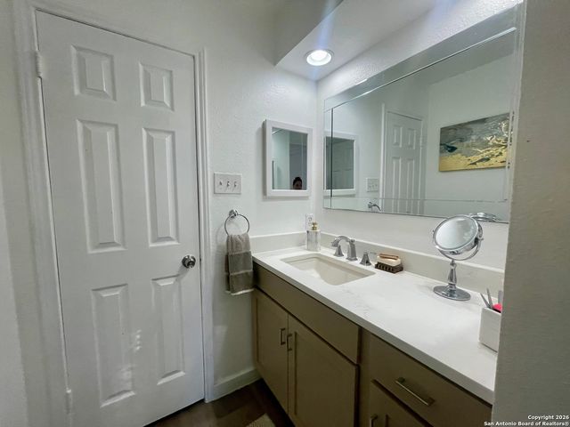 4839 Brandeis St Apt 413, San Antonio, TX 78249