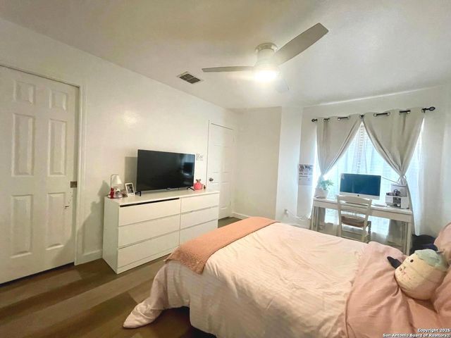 4839 Brandeis St Apt 413, San Antonio, TX 78249