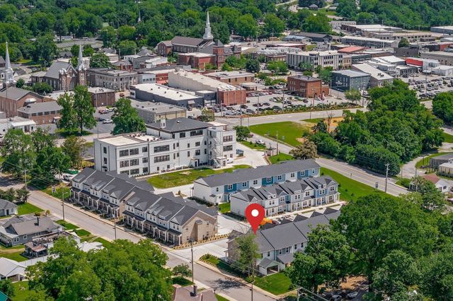 213 S High St Apt 35, Mcminnville, TN 37110